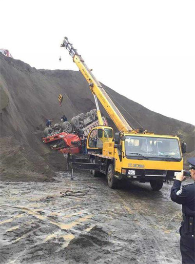 呼兰区上犹道路救援